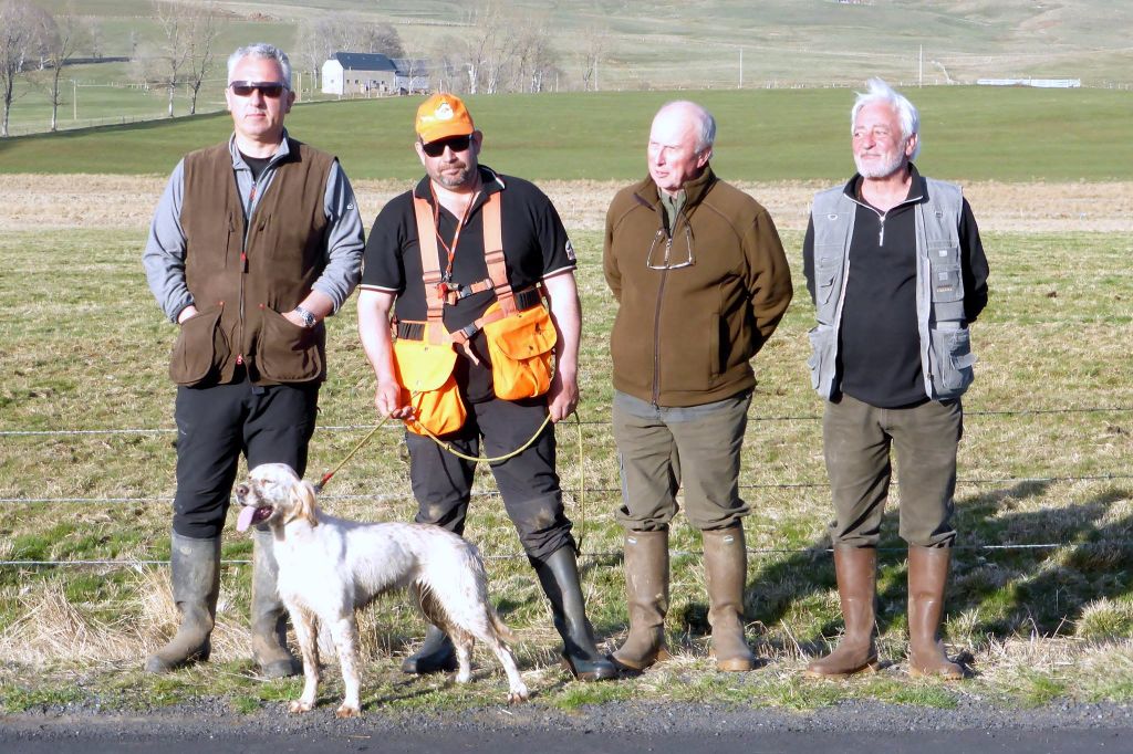 Des Hauts Burons Du Cantal - HIRKA CACIT